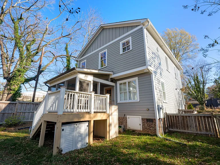 610 Carroll St — Photo 23