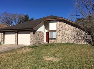 15819 Roxton Ridge Dr, Webster, TX 77598