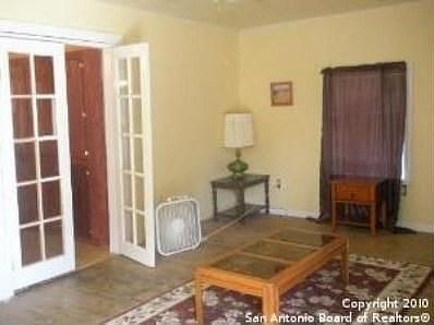 3rd image of 923 Milvid Ave