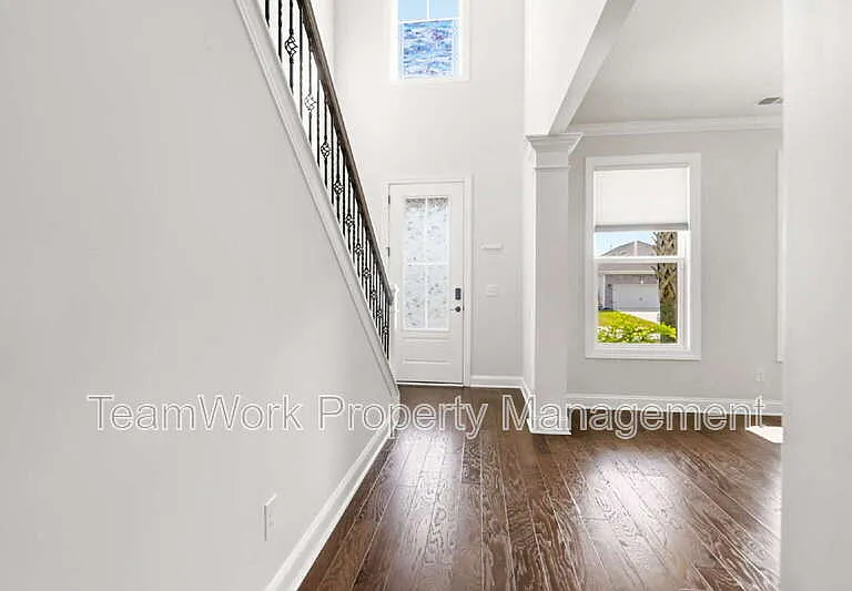 233 Seaworthy St — Photo 5