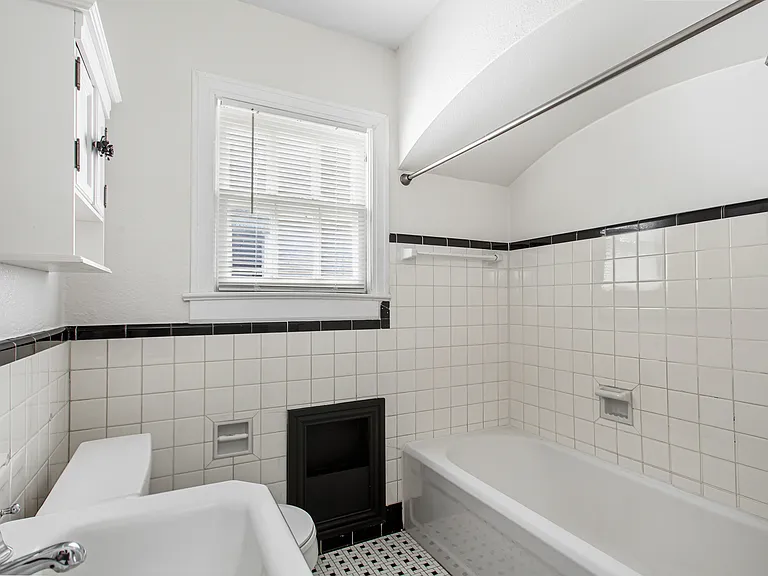 5918 La Vista Dr #3 — Photo 13