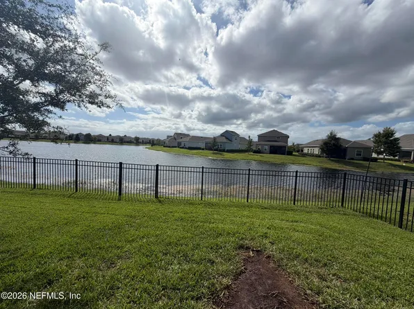 1810 AMBERLY Drive, Middleburg, FL 32068