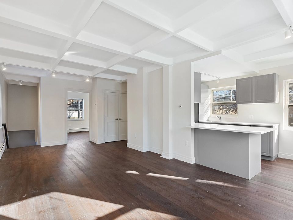 1st image of 150-14 Goethals Ave #45E