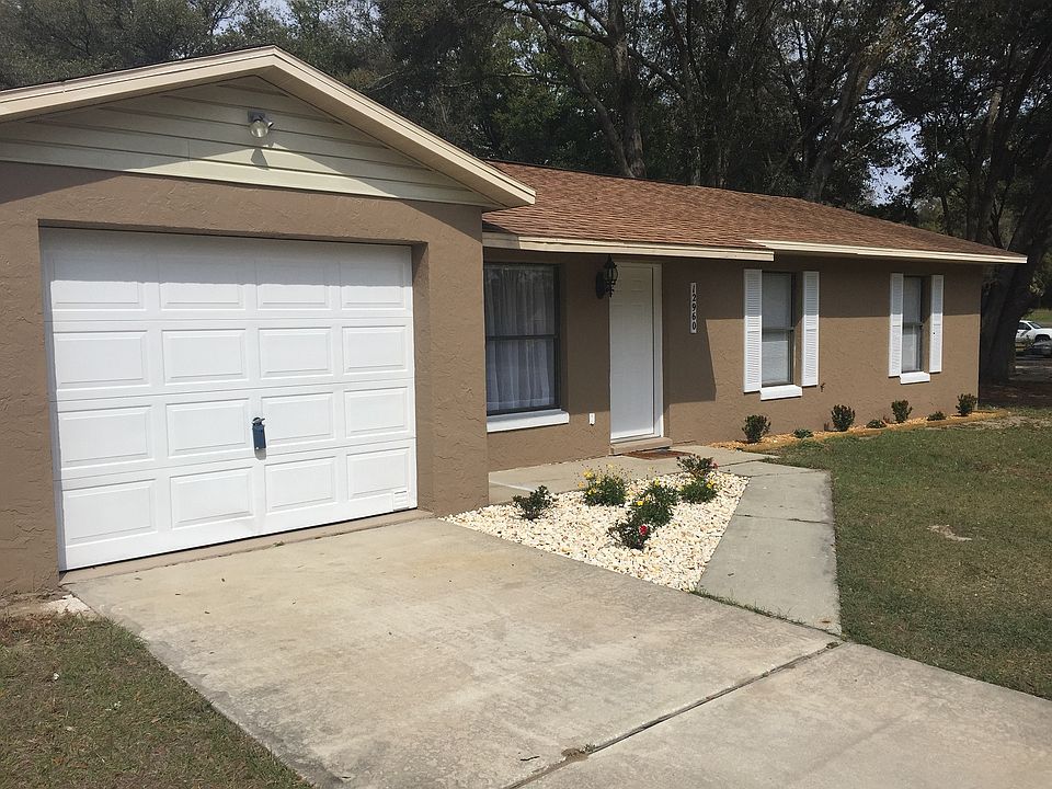 Newly remodel 3/2 near Lake 