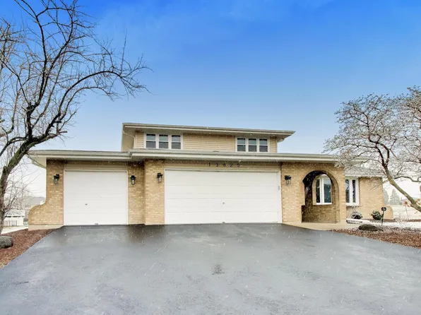 13625 Kristoffer Ln, Orland Park, IL 60467