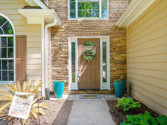 5th image of 9530 Bonsall Cir