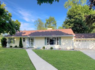 237 S Pennsylvania Ave, Fremont, OH 43420