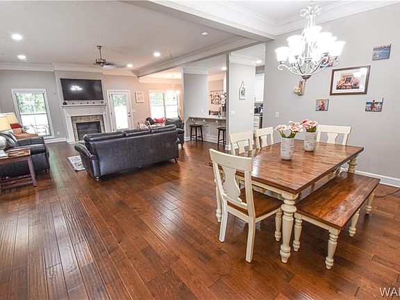 4th image of 14017 Knoll Pointe Dr