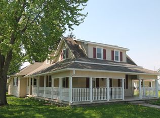 211 E Pennsylvania St, Amboy, IN 46911