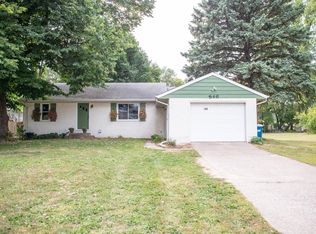 546 Old Highway 8 SW, New Brighton, MN 55112