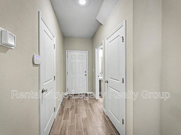4th image of 10323 Alder Creek Ln