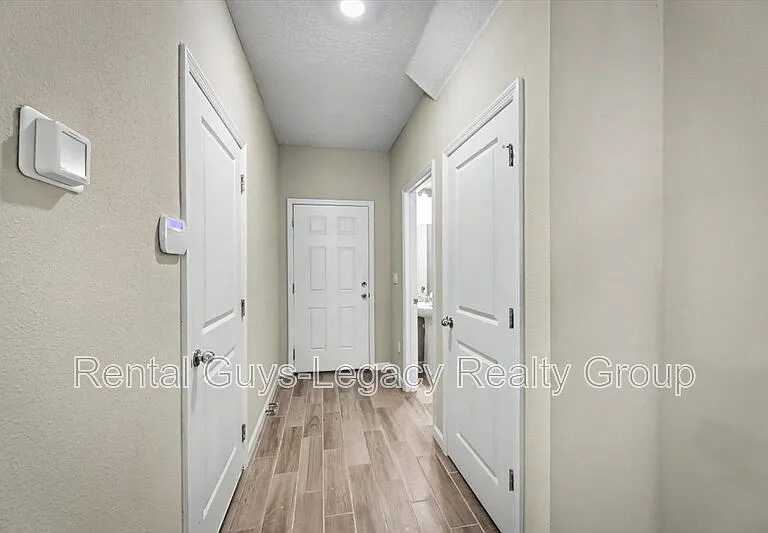 10323 Alder Creek Ln — Photo 8