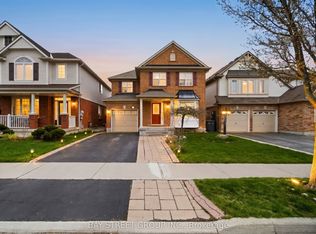 4 Decker Hollow Cir, Brampton, ON L6X 0L1