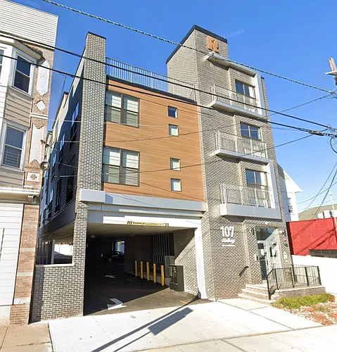 107 E Westfield Ave Photo 1