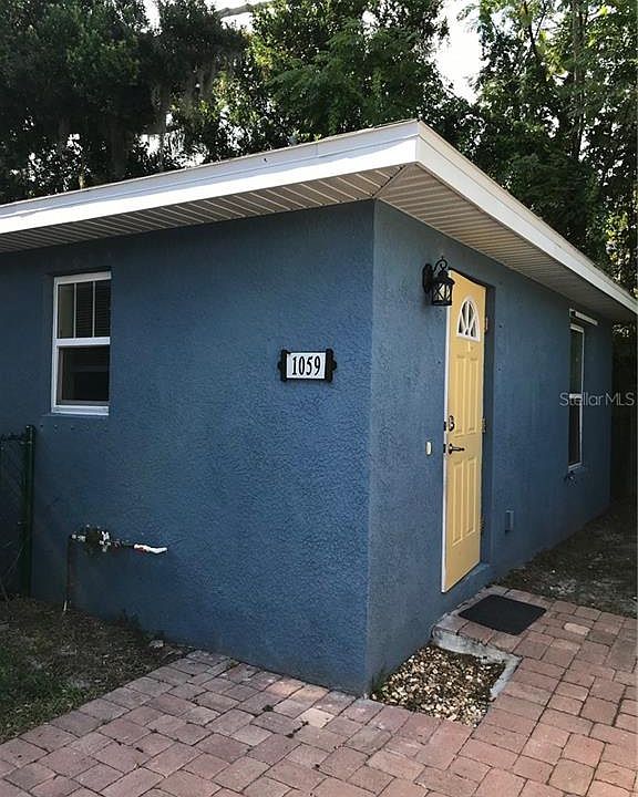 1st image of 1059 32nd St