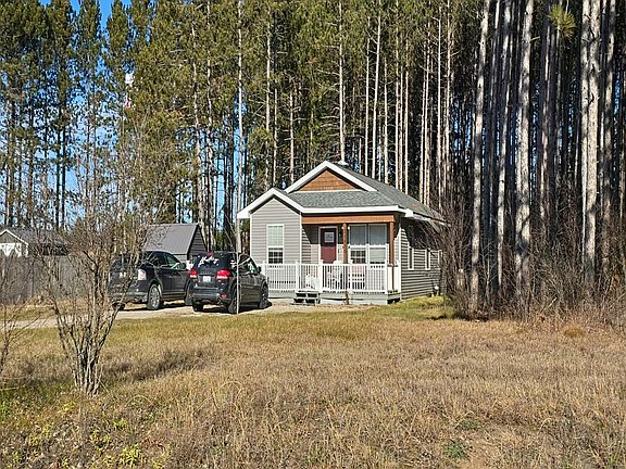 2nd image of 21810-9 Mile Rd