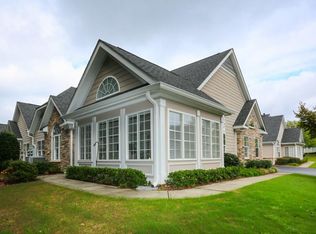 2206 Village Ln, Roswell, GA 30075