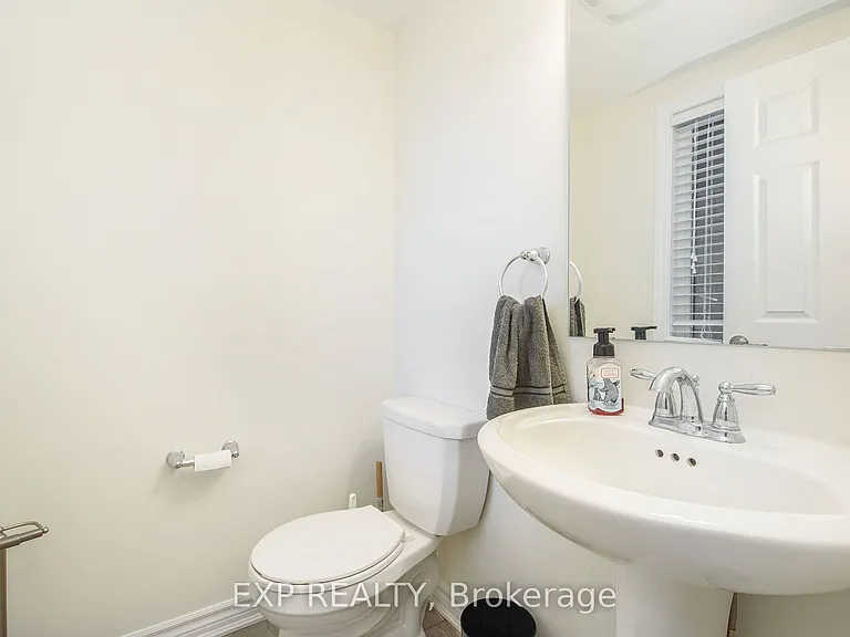 141 Maestro Ave — Photo 15