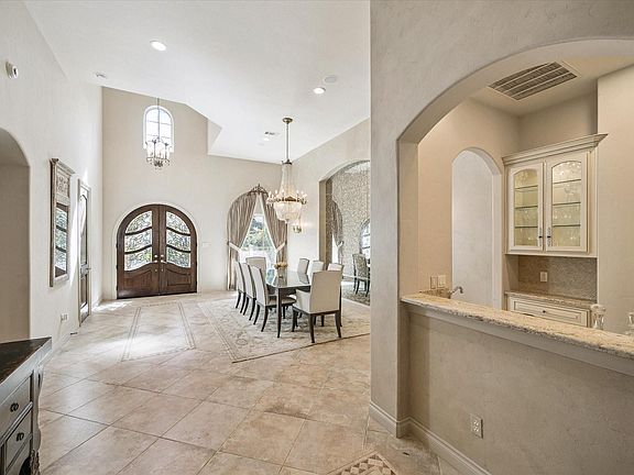 3rd image of 78 Angelique Way