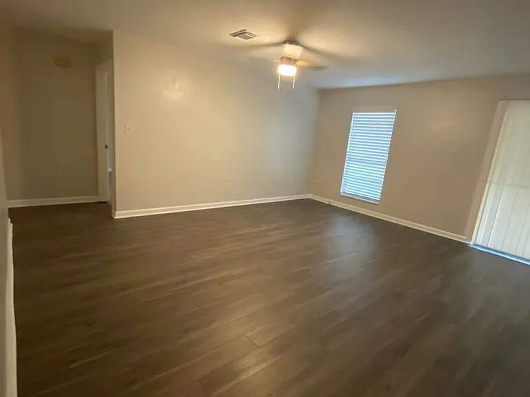 3701 Bentley Dr — Photo 3