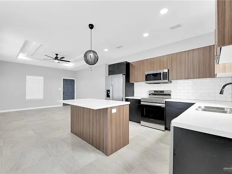 5604 Ozark Ave #4 — Photo 7