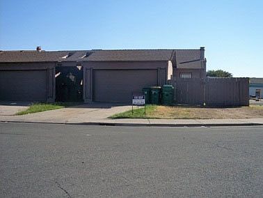 2nd image of 4878 Greensboro Way