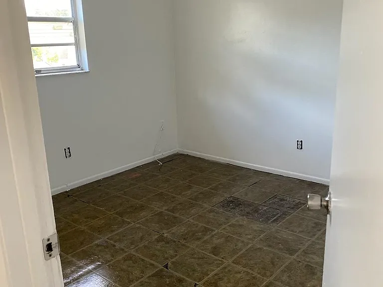 3571 Applewood Ter N #F — Photo 6