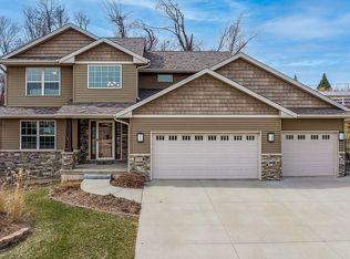 1715 Pioneer Ct SE, Cedar Rapids, IA 52403