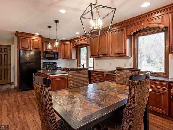 2nd image of 1010 Nightingale Blvd