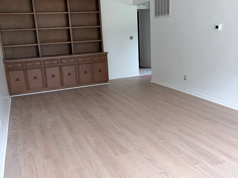 602 S Main St #1 — Photo 2