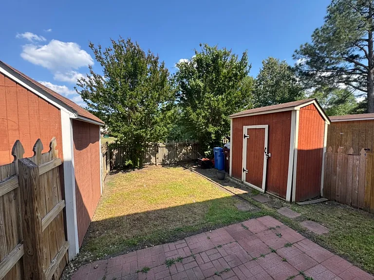 929 Still Harbor Cir — Photo 12