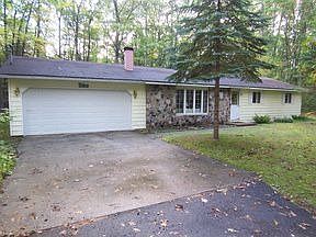 1st image of 3386 Woodcrest Dr