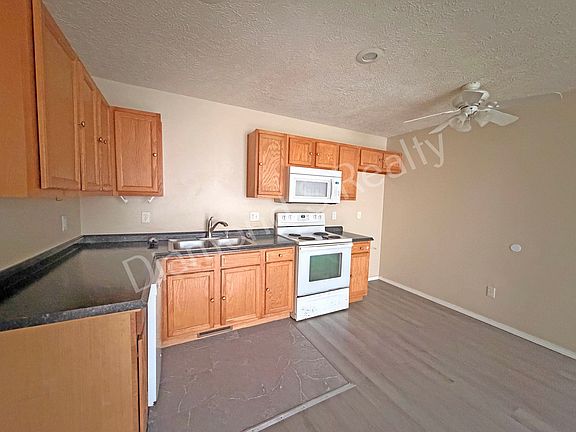 5th image of 1452 N Ethyl Ave