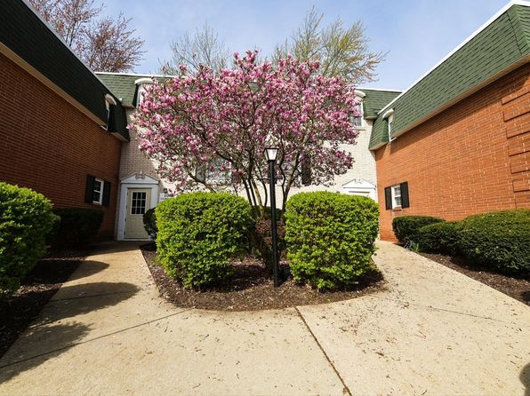 4789 Columbia Rd Unit 201