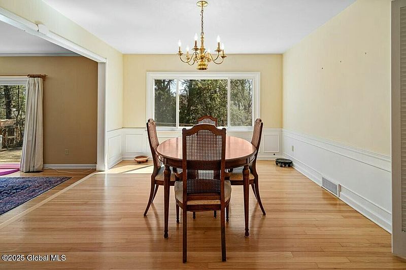 5th image of 1270 Ruffner Road