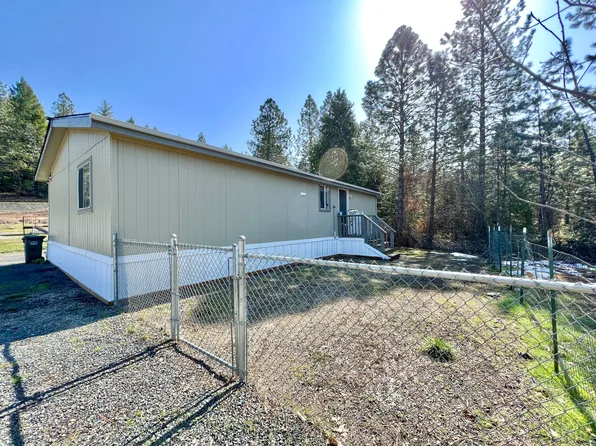 24542 Redwood Hwy Unit 27, Kerby, OR 97531