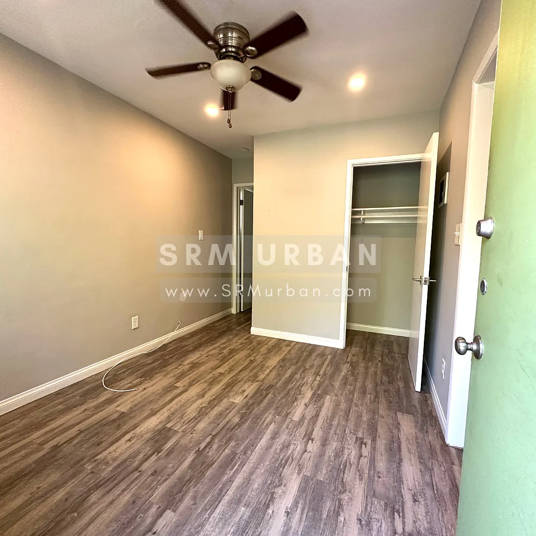 Studio, 300 sqft, $1,785 — Photo 2
