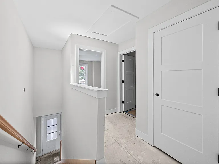 601 Mann Cir #1-5 — Photo 9