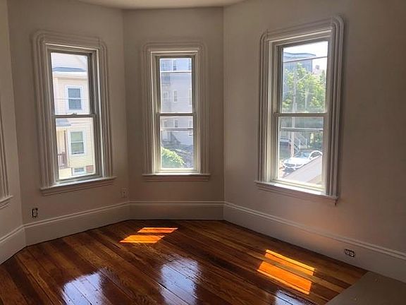 5th image of 21 Granville Ave #Tf2