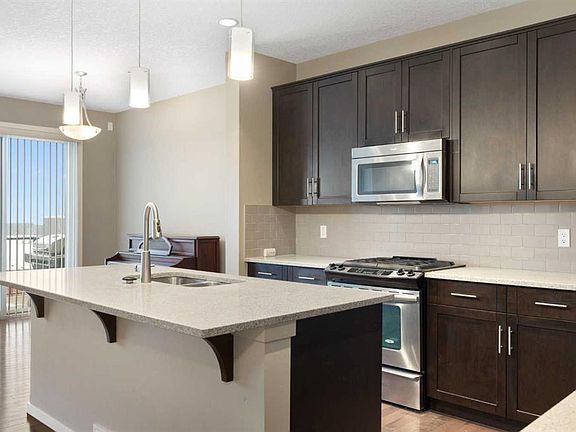 5th image of 98 W Nolanfield Rd NW