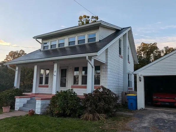 17 Spruce St, Parkesburg, PA 19365