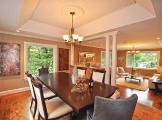 2750 El Prado Rd, Burlingame, CA 94010