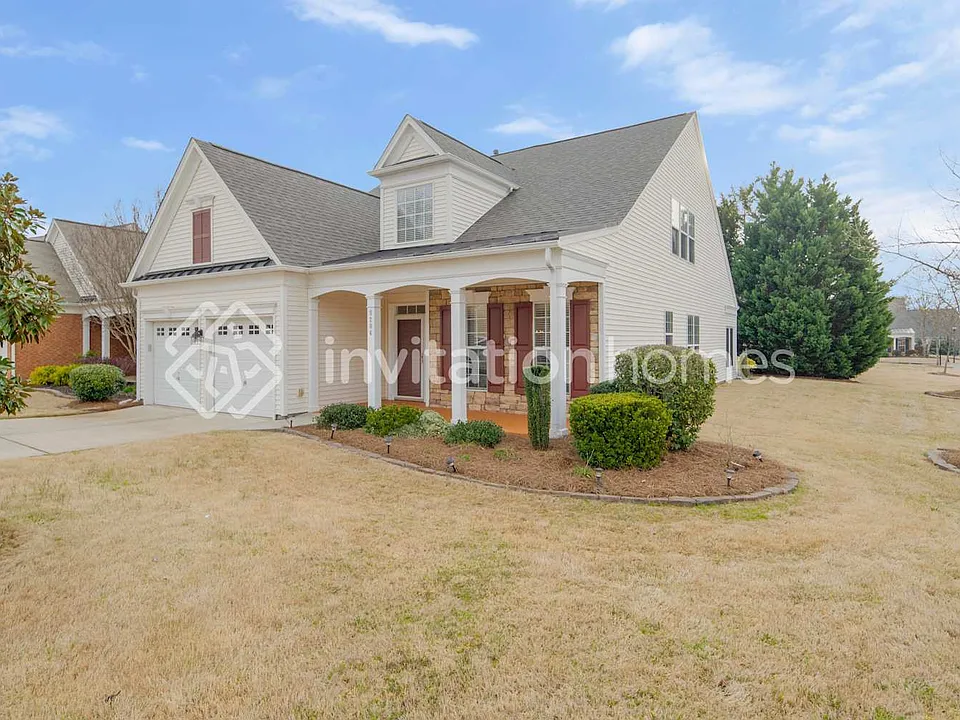 6204 Woodland Commons Dr
