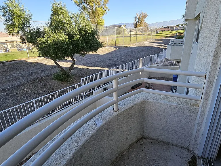 420 Acoma Blvd S #11 — Photo 21