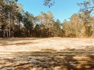 14 W Big Cypress Dr, Defuniak Springs, FL 32433