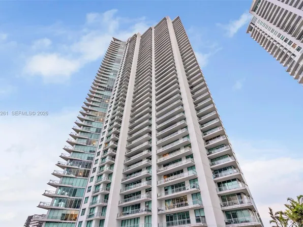 92 SW 3rd St APT 3608, Miami, FL 33130