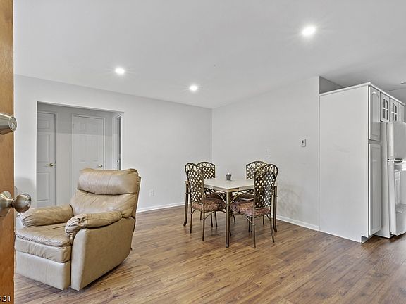 3rd image of 24 Union Ave #C0001-1