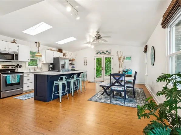 682 Bay Port Rd, Jamaica, VA 23079