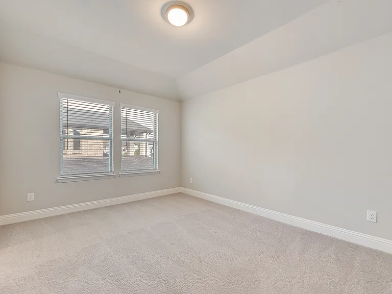 846 Tillman Dr — Photo 13