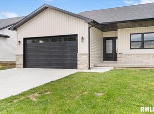 4143 Westgate Dr, Springfield, IL 62711